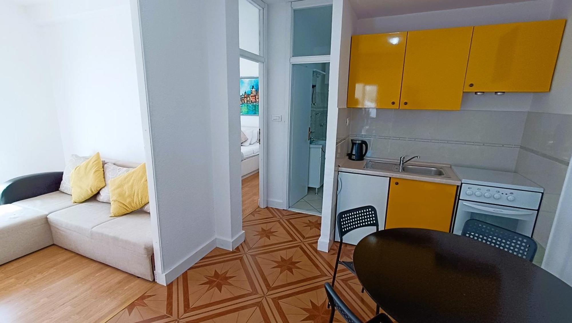 Apartments Ella Makarska Exterior foto
