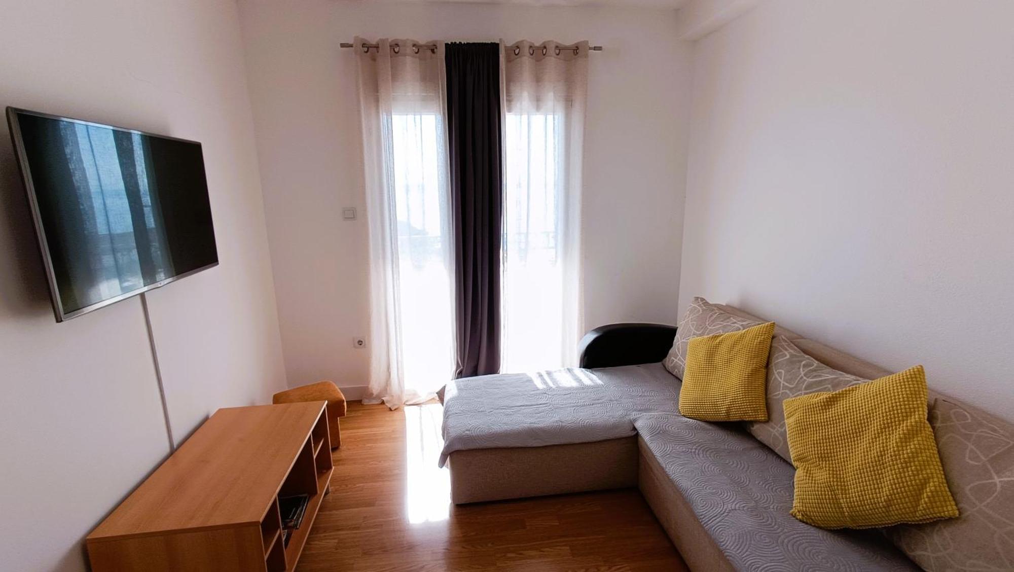Apartments Ella Makarska Exterior foto