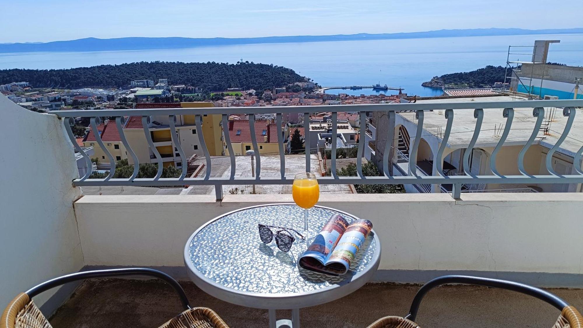 Apartments Ella Makarska Exterior foto