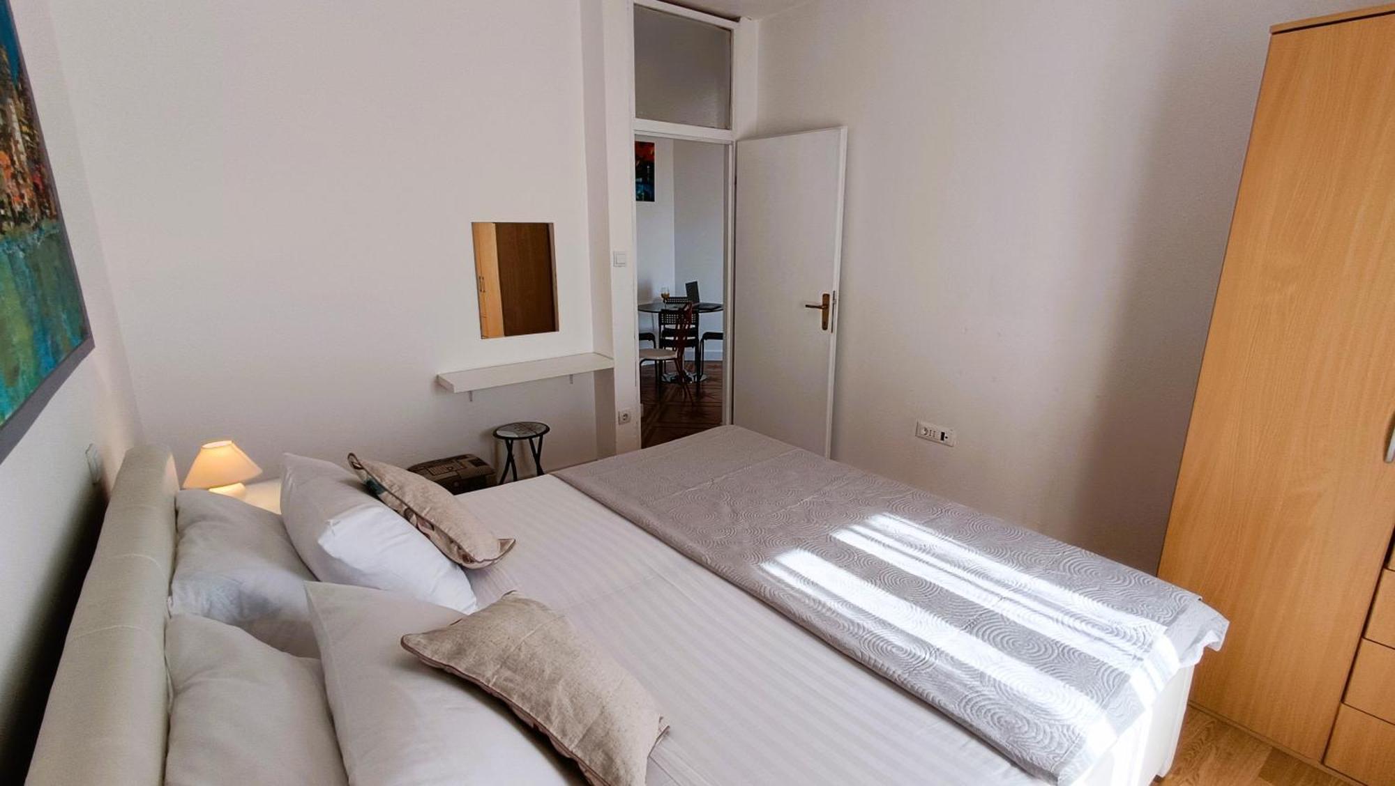 Apartments Ella Makarska Exterior foto