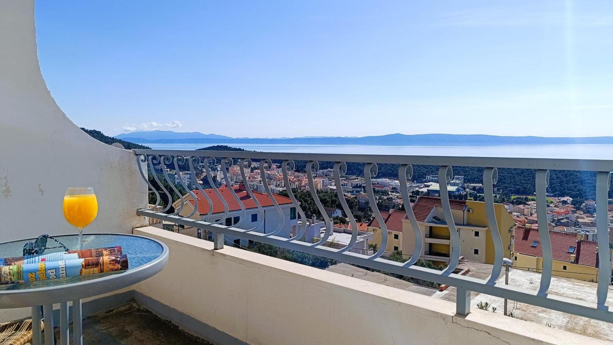 Apartments Ella Makarska Exterior foto