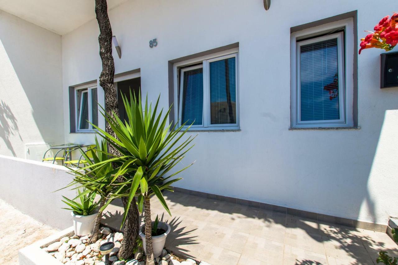 Apartments Ella Makarska Exterior foto